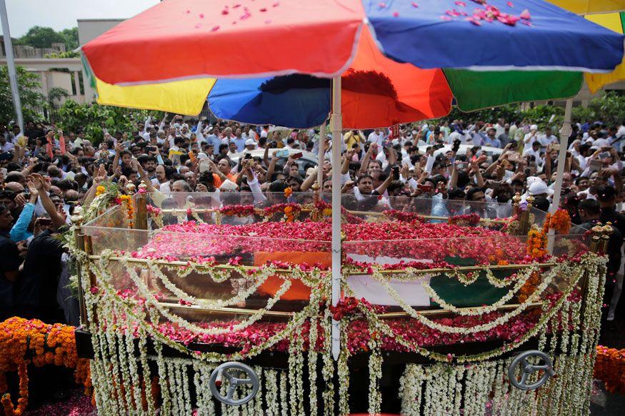 Last rites ceremony of former PM Atal Bihari Vajpayee at Smriti Sthal