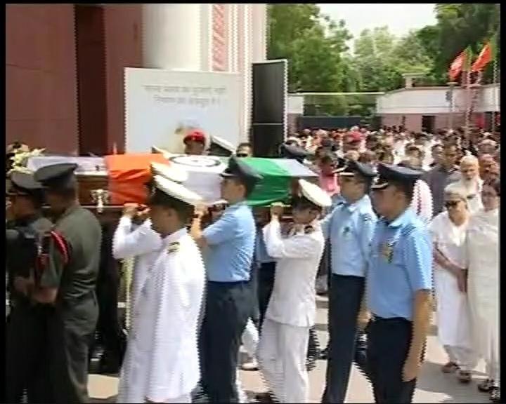 Leaders pays last respects to former Prime Minister Atal Bihari Vajpayee