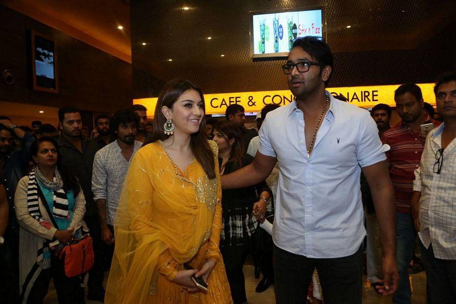 Luckunnodu Movie Press Meet Stills At Sujana Forum Mall