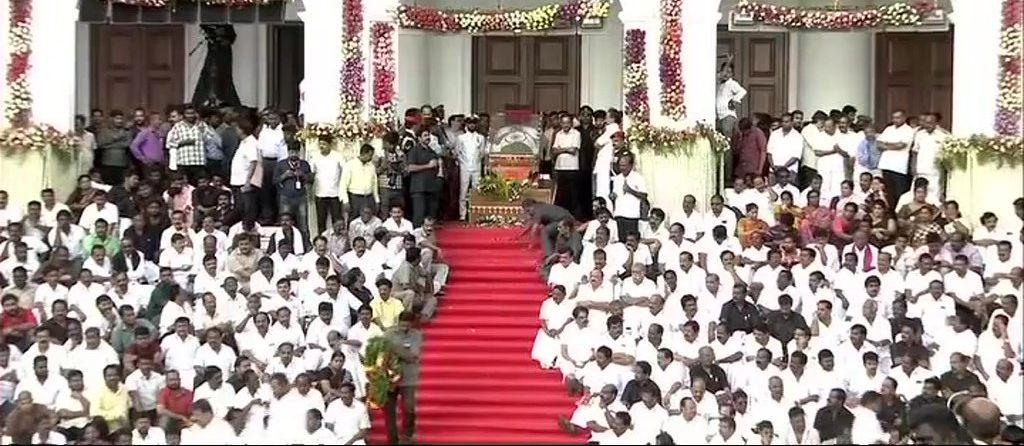 M Karunanidhi's Funeral: Politicians Pay Their Last Respects