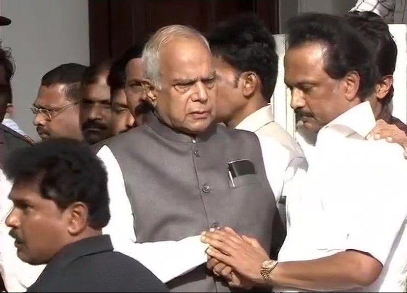 M Karunanidhi's Funeral: Politicians Pay Their Last Respects