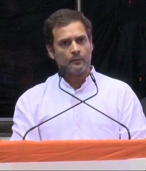 M Karunanidhi's Funeral: Politicians Pay Their Last Respects