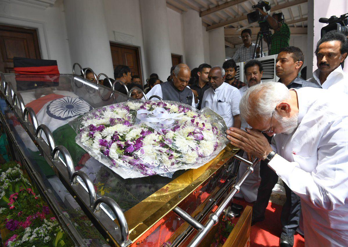 M Karunanidhi's Funeral: Politicians Pay Their Last Respects