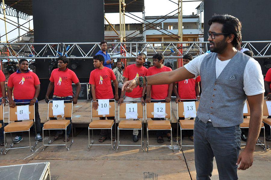 MB40 Stage Stills