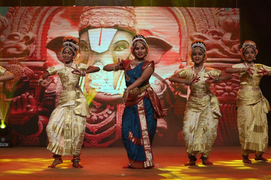 MS Dhoni Movie Audio Launch Photos