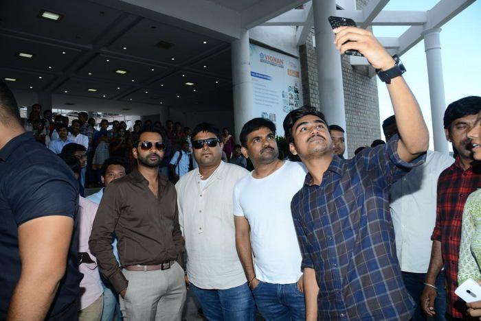 Mahanubhavudu 2nd Song Launch at Vignan Clg Photos