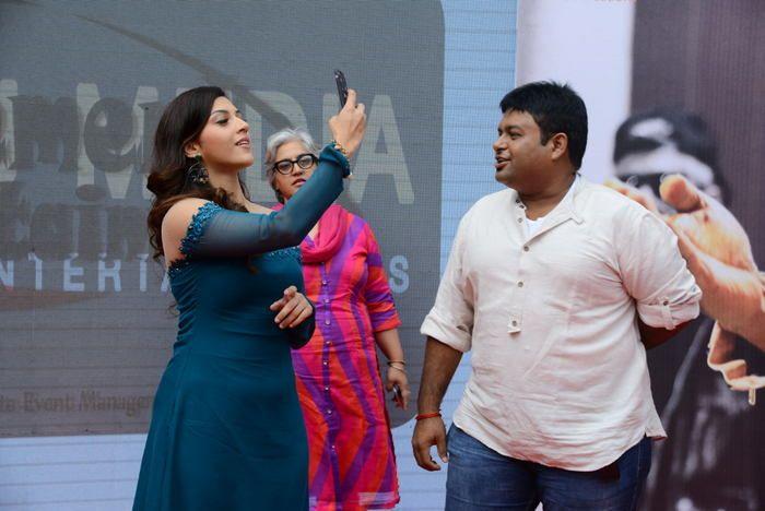 Mahanubhavudu 2nd Song Launch at Vignan Clg Photos