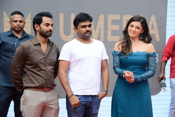 Mahanubhavudu 2nd Song Launch at Vignan Clg Photos