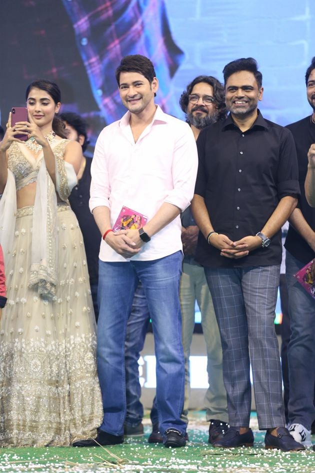 Maharshi Pre Release Function Photos