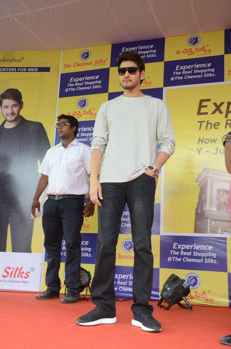 Mahesh Babu at Inauguration of Chennai Silks Showroom at Kukatpally