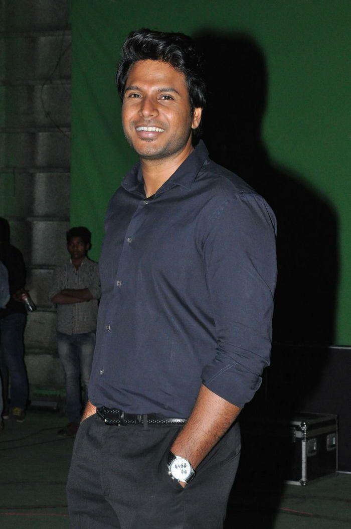 Manasuku Nachindi Movie Pre Release Event Photos