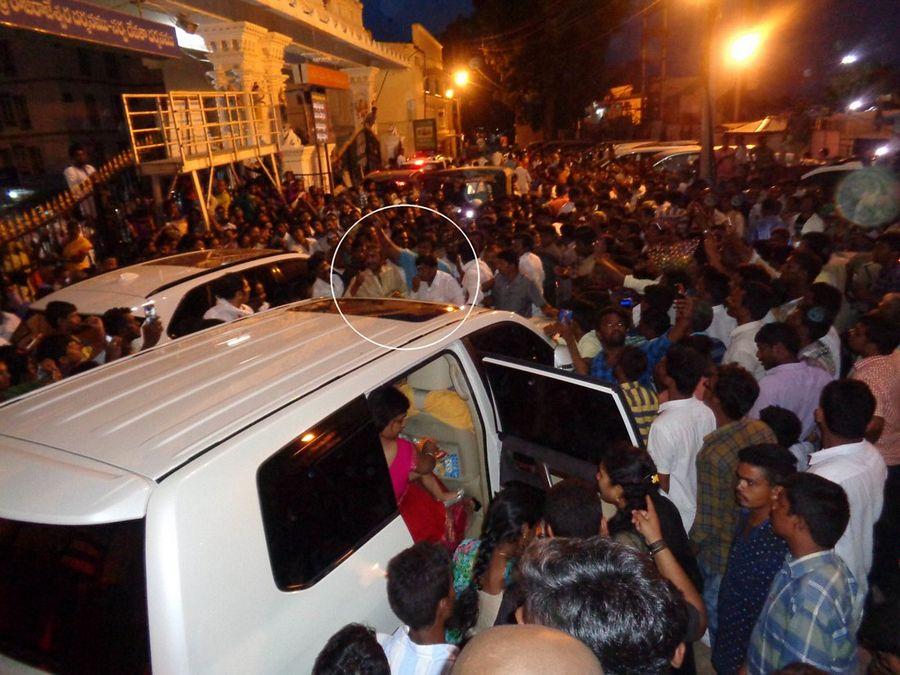 Mohanbabu & Family Visited Vemulawada Rajarajeshwara Swamy Temple