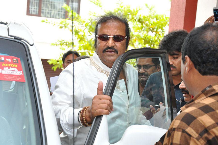 Mohanbabu Visits MB 40 Stadiyam Photos