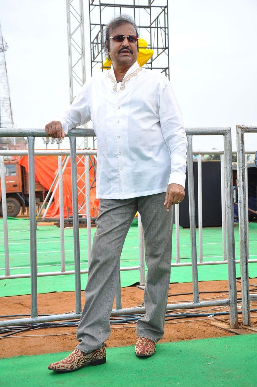 Mohanbabu Visits MB 40 Stadiyam Photos