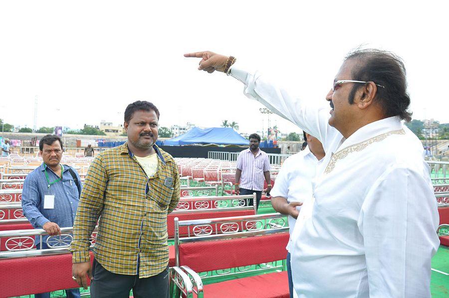 Mohanbabu Visits MB 40 Stadiyam Photos