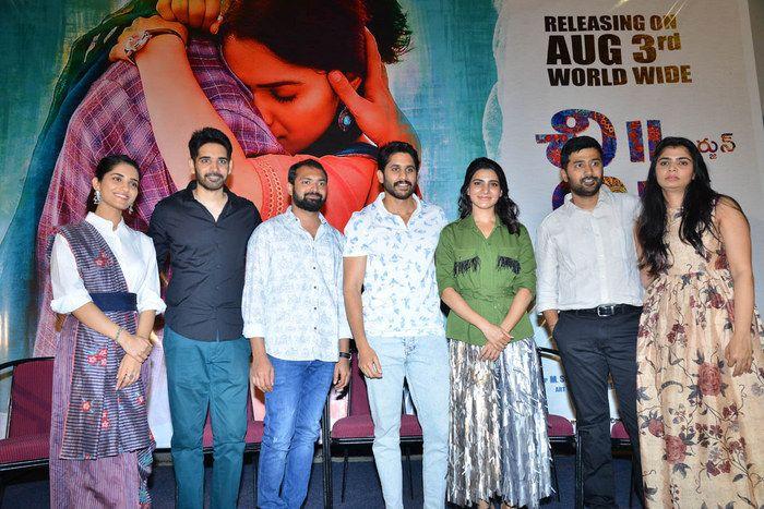 Naga Chaitanya & Samantha at Chi La Sow Movie Press Meet Photos