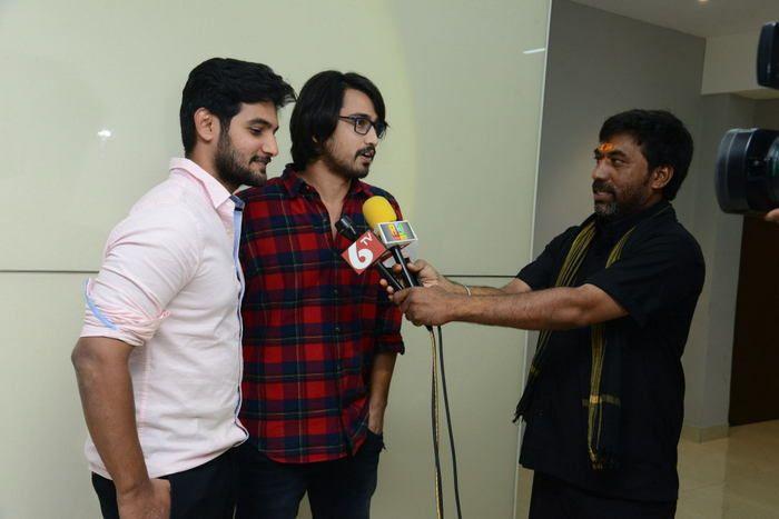 Next Nuvve Movie Celebrity Show Photos
