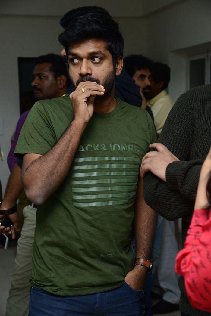 Next Nuvve Movie Celebrity Show Photos