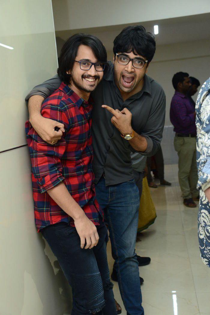 Next Nuvve Movie Celebrity Show Photos