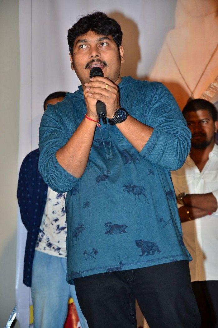 Next Nuvve Movie Press Meet Photos