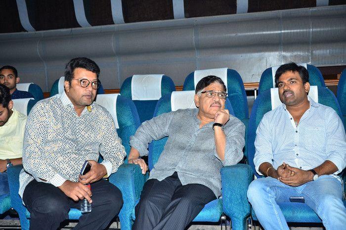 Next Nuvve Movie Press Meet Photos