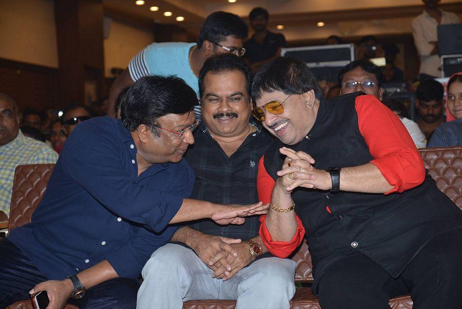 Ninnu Kori Movie Block Bluster Celebrations at Vijaywada Photos