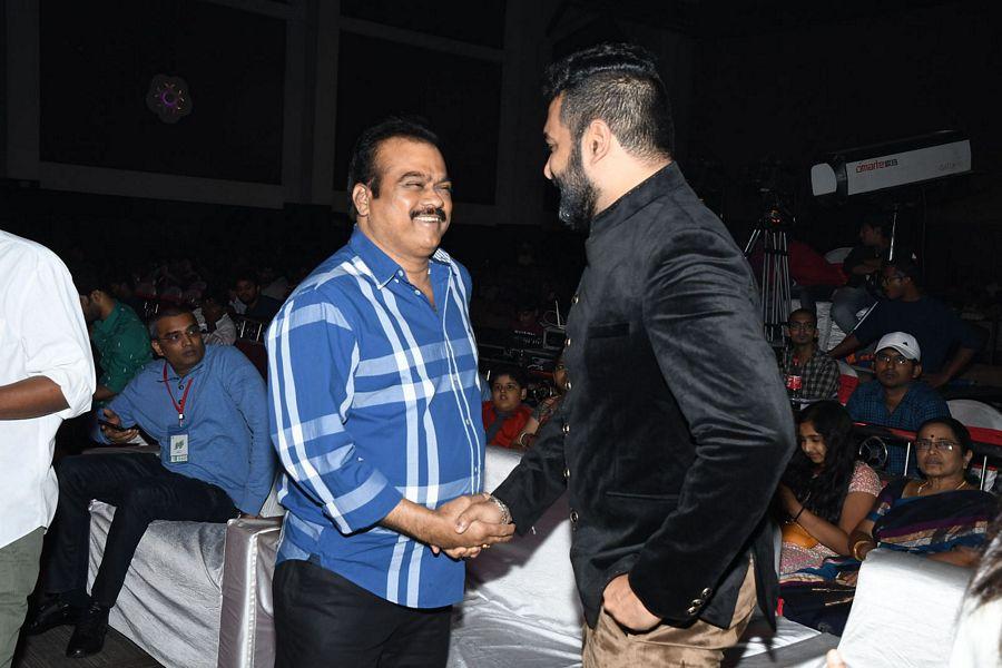 Ninnu Kori Movie Pre Release Function Photos