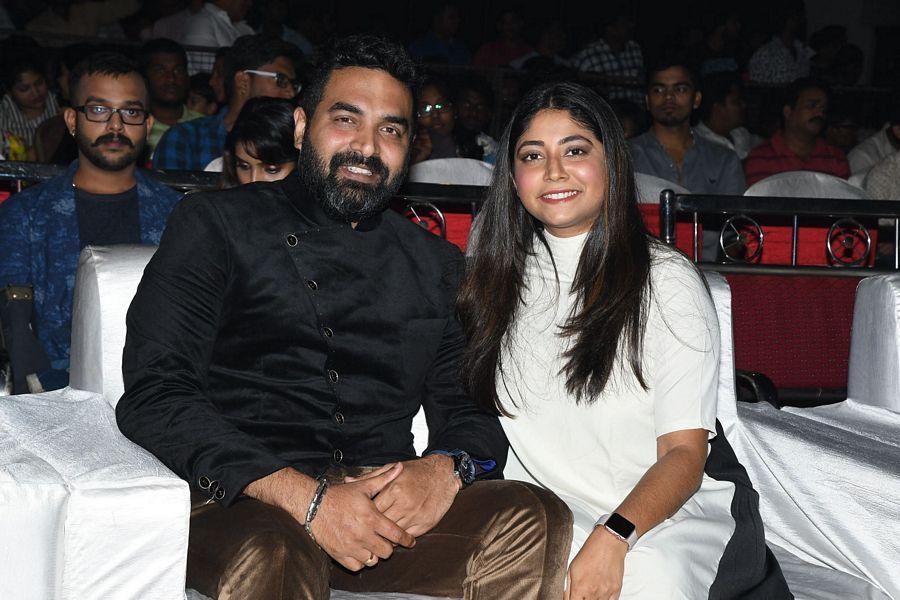 Ninnu Kori Movie Pre Release Function Photos