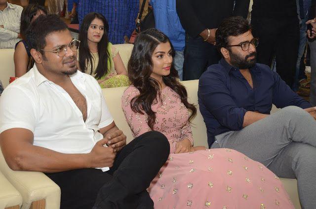 Okkadu Migiladu Movie Pre Release Event Photos