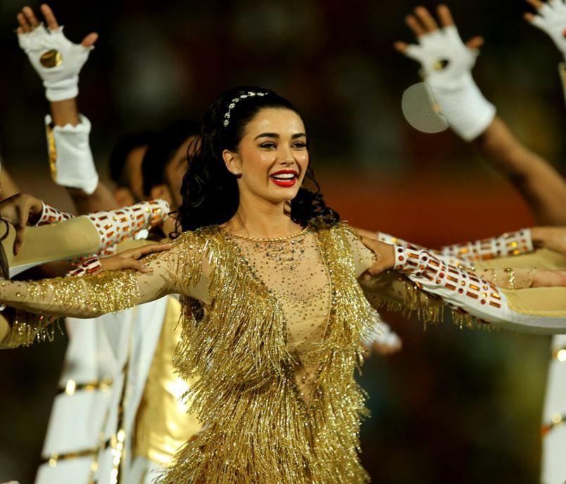 PHOTOS: Amy Jackson dance performance at IPL Opening Ceremony