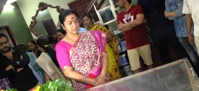 PHOTOS: Celebs Pay Last Respect To IV Sasi