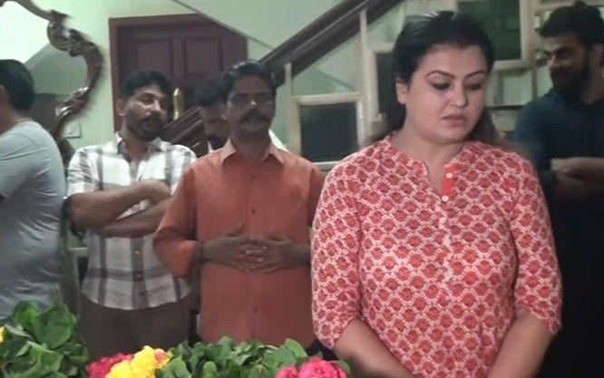 PHOTOS: Celebs Pay Last Respect To IV Sasi