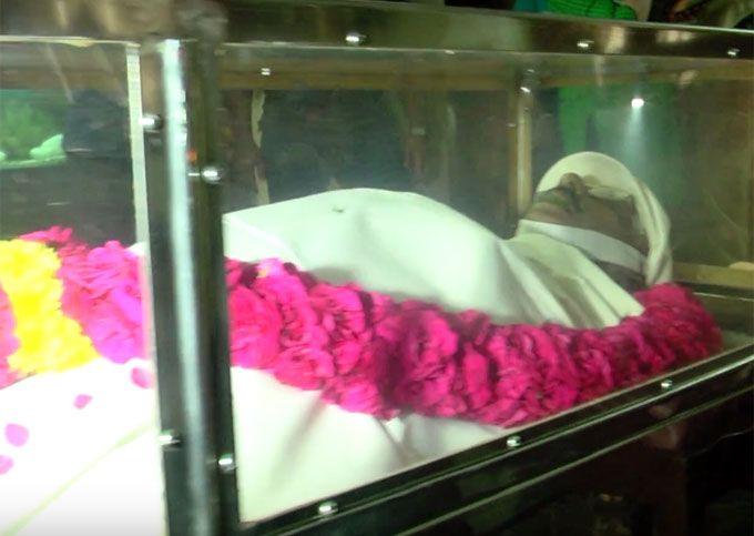 PHOTOS: Celebs Pay Last Respect To IV Sasi