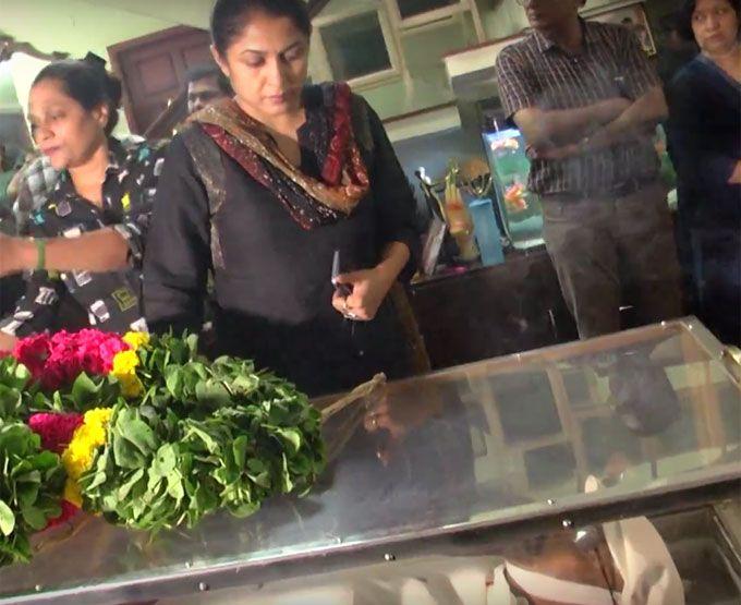PHOTOS: Celebs Pay Last Respect To IV Sasi