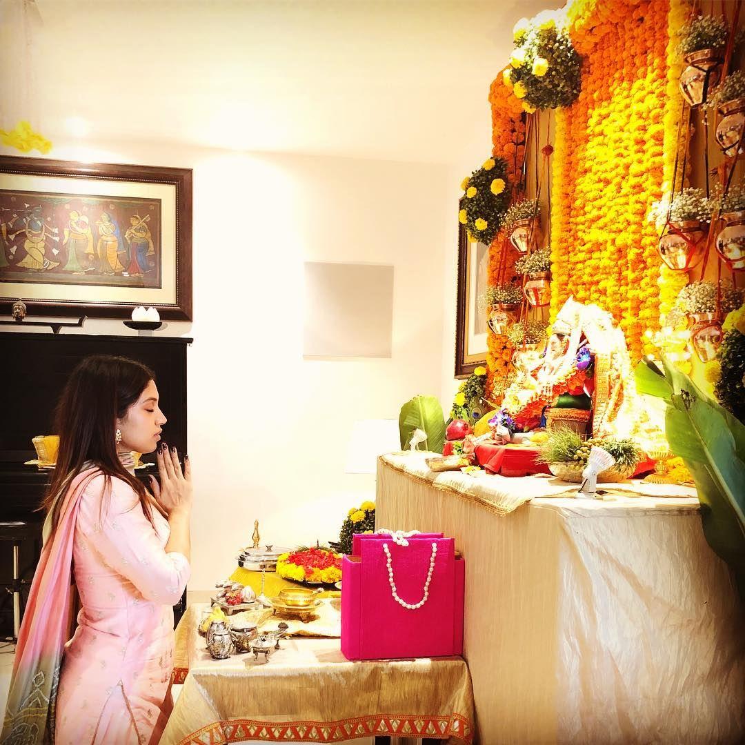 PHOTOS: Ganesh Chaturthi Celebration by Indian Celebrities
