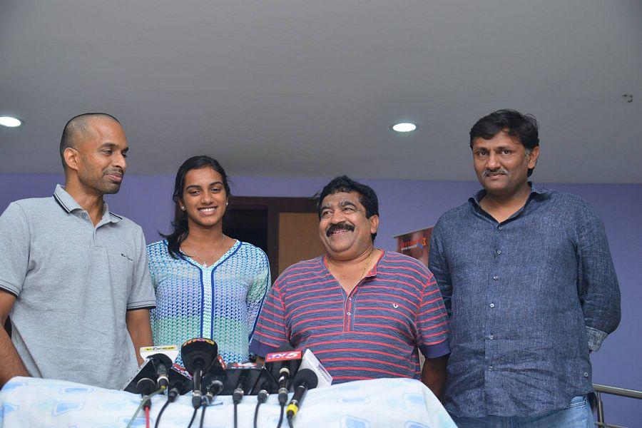 PV Sindhu & Pullel Gopichand Watch Janatha Garage