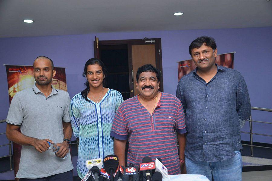 PV Sindhu & Pullel Gopichand Watch Janatha Garage