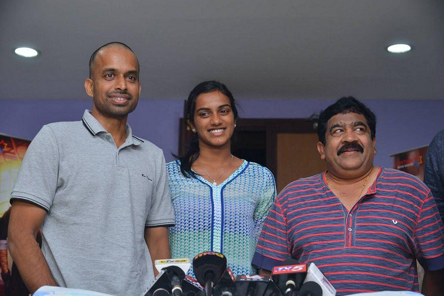 PV Sindhu & Pullel Gopichand Watch Janatha Garage