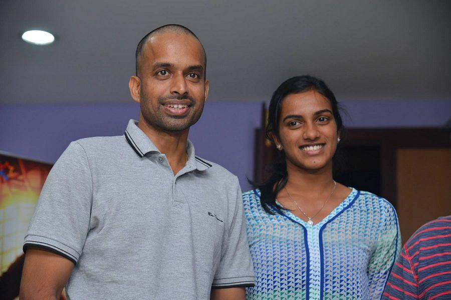 PV Sindhu & Pullel Gopichand Watch Janatha Garage