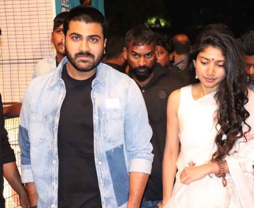 Padi Padi leche Manasu Pre Release Event Pics