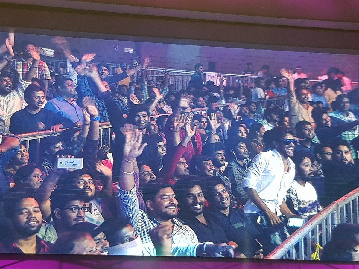 Pawan Kalyan Fans Going Crazy At Agnyaathavaasi Movie Audio Photos