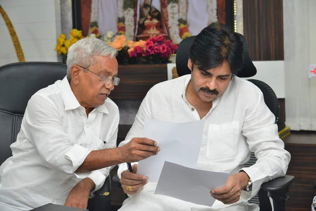 Pawan Kalyan Meeting With CPI & CPM Leaders at Vijayawada JanaSena office