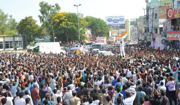 Fans Shocking Behavior with Pawan Kalyan Chittoor Road Show Photos