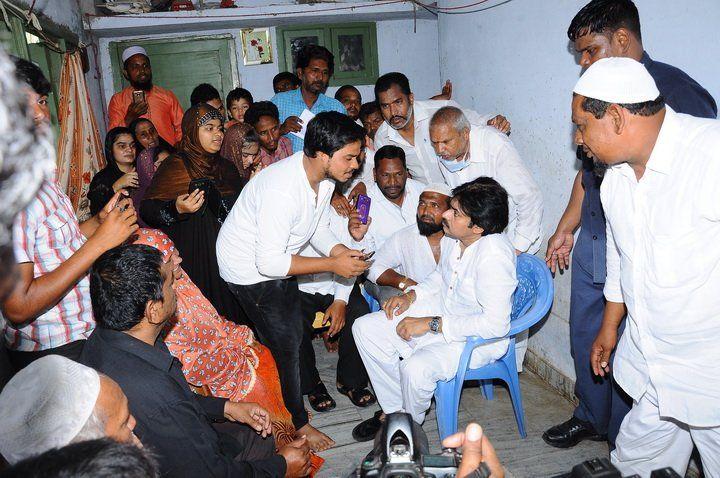 Pawan Kalyan Visits Govt Hospital at Guntur Photos