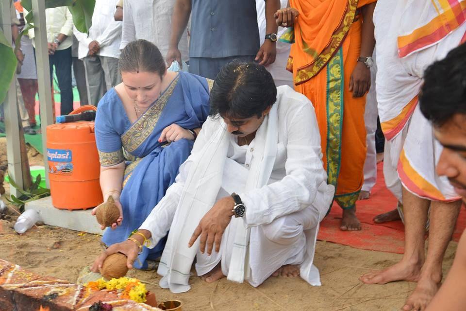 Pawan Kalyan lays foundation stone for his new house in Amaravathi