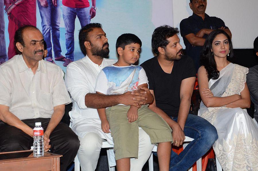 Pelli Chupulu Success Meet Photos