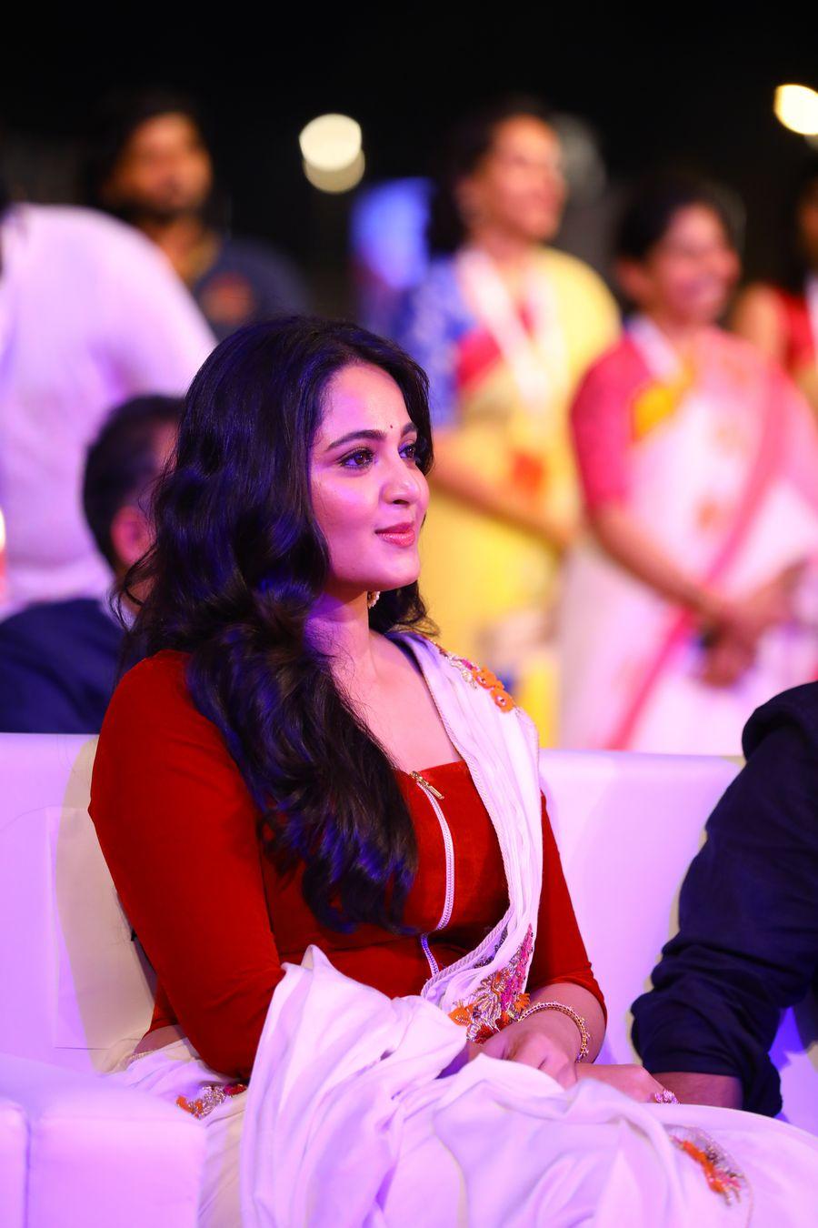 Photos: Baahubali 2 Pre Release Function