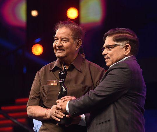 Photos: Candid moments at the 65th Film Fare Awards Photos