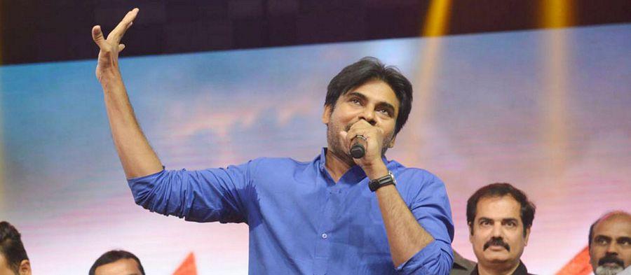 Photos: Katamarayudu Movie Pre Release Function