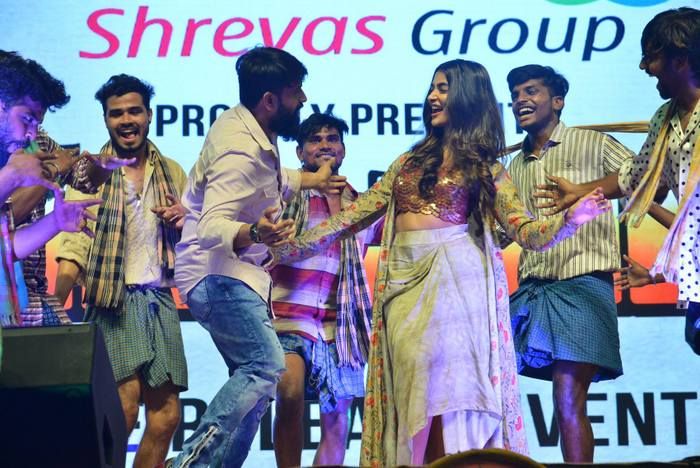 Photos: Rangasthalam Movie Pre Release